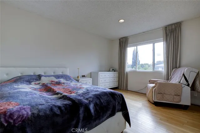 $929,000 | 20442 Runnymede Street, Winnetka, CA 91306