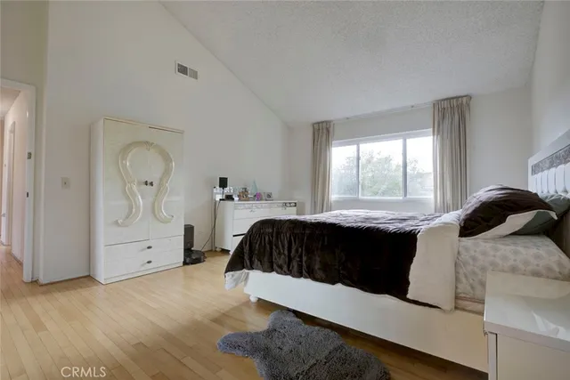 $929,000 | 20442 Runnymede Street, Winnetka, CA 91306