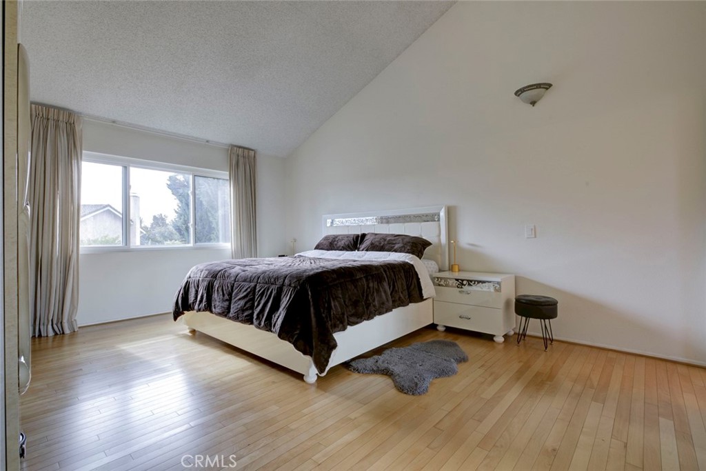 20442 Runnymede Street Winnetka, CA 91306 - Photo 37 of 56