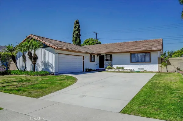 $945,000 | 5681 Norma Drive, Westminster, CA 92683