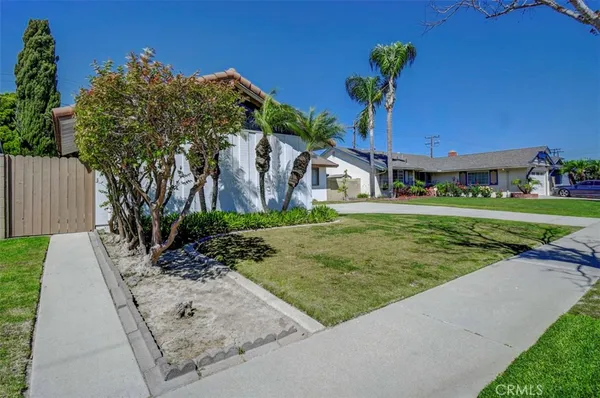 $945,000 | 5681 Norma Drive, Westminster, CA 92683