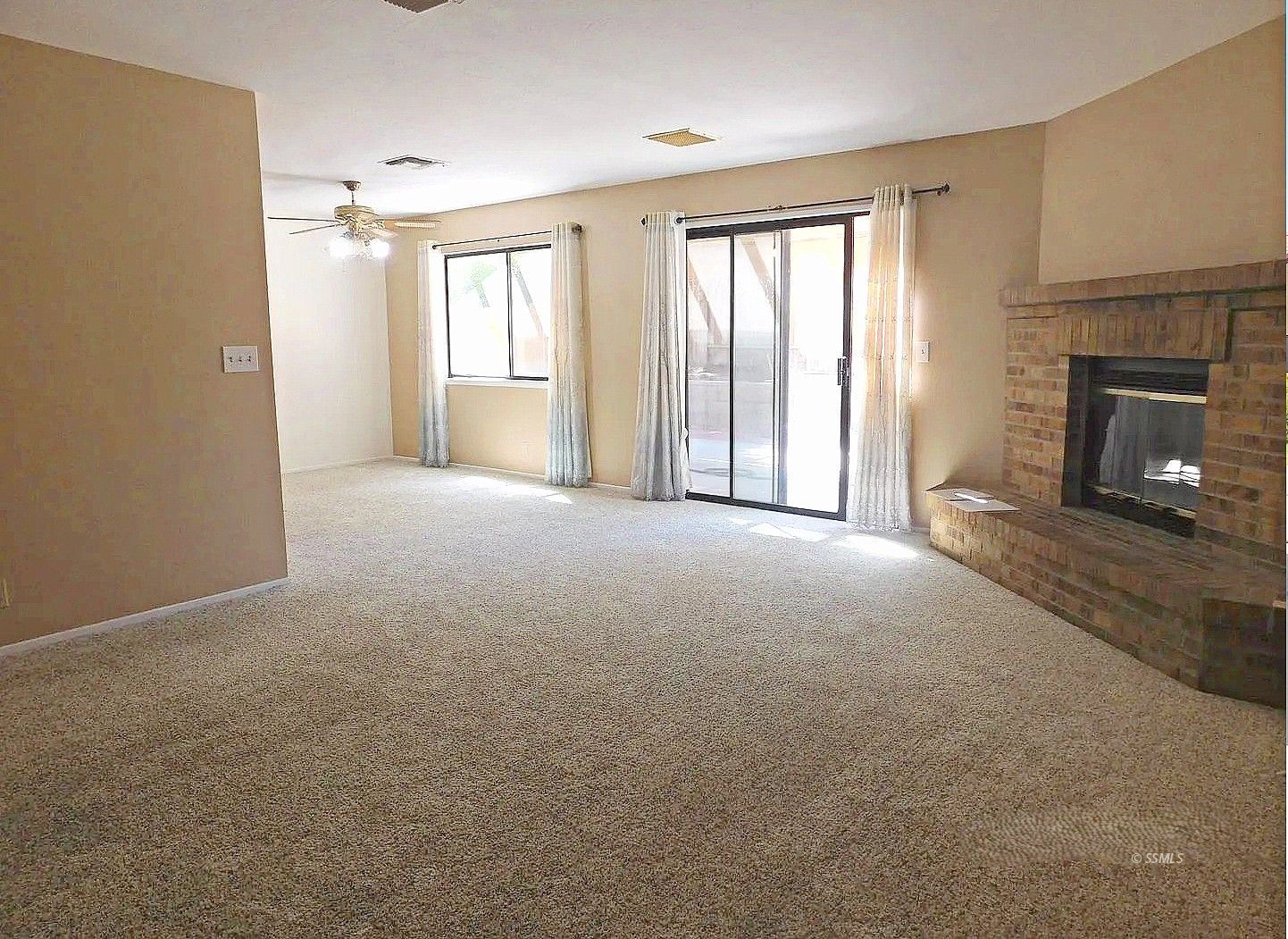 225 Washington Way Ridgecrest, CA 93555 - Photo 9 of 21