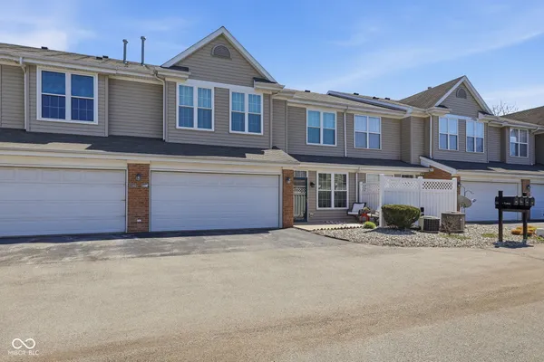 $235,000 | 2337 Colfax Lane, Indianapolis, IN 46260