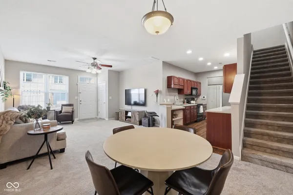 $235,000 | 2337 Colfax Lane, Indianapolis, IN 46260