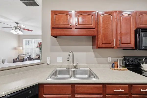 $235,000 | 2337 Colfax Lane, Indianapolis, IN 46260