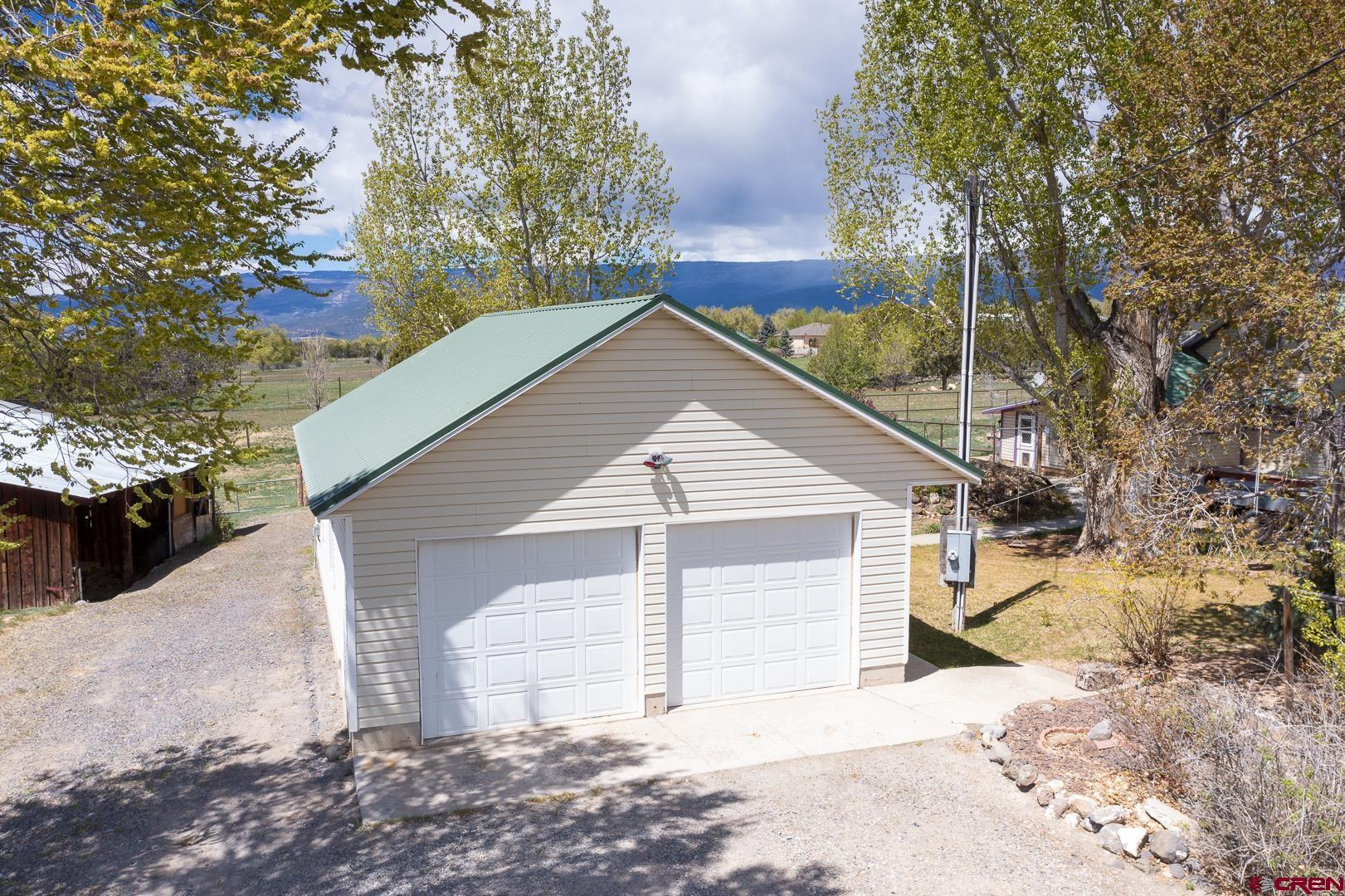 17561 Surface Creek Road Cedaredge, CO 81413 - Photo 5 of 42 Gallery Image 5