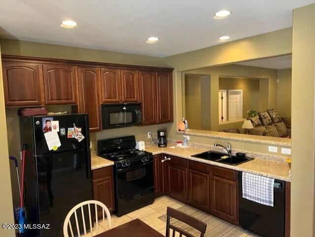 8410 West Razorbill Drive Tucson, AZ 85757 - Photo 7 of 20 Gallery Image 7