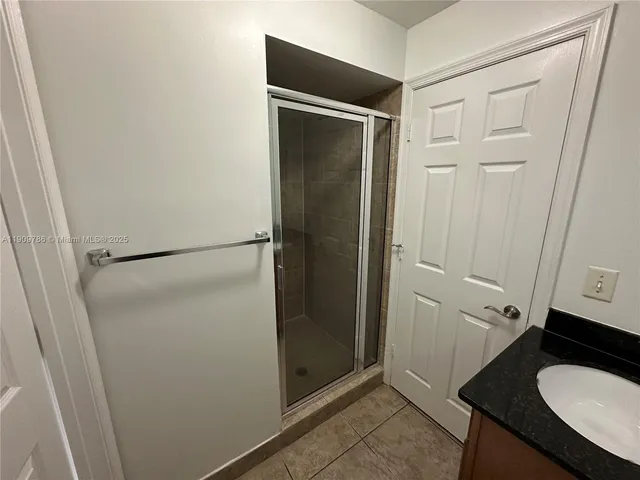 $1,895 | 1045 Northeast 10th Avenue, Unit 1, Fort Lauderdale, FL 33304