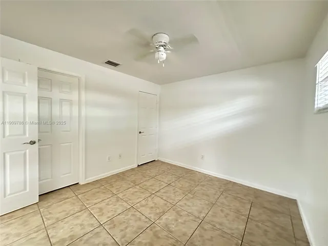 $1,895 | 1045 Northeast 10th Avenue, Unit 1, Fort Lauderdale, FL 33304