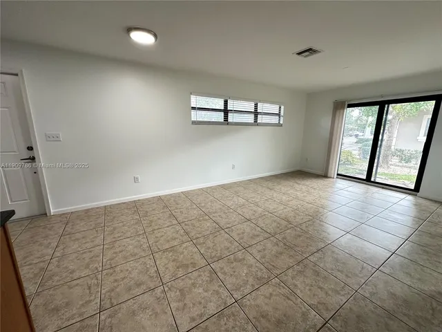 $1,895 | 1045 Northeast 10th Avenue, Unit 1, Fort Lauderdale, FL 33304