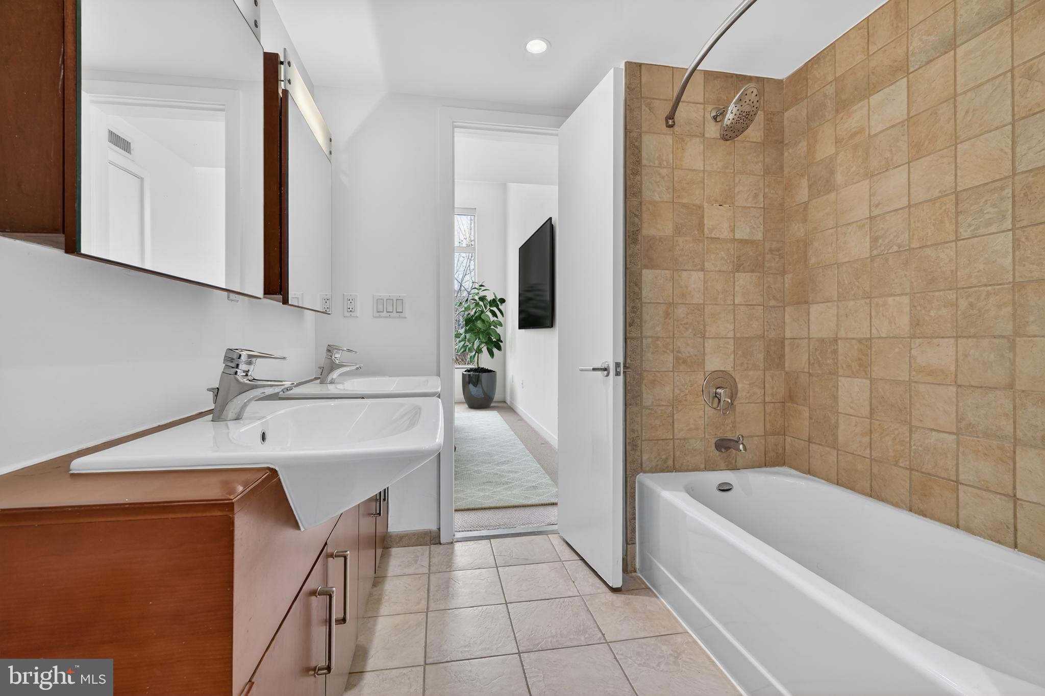 1413 P Street Northwest, Unit 306 Washington, DC 20005 - Photo 13 of 33