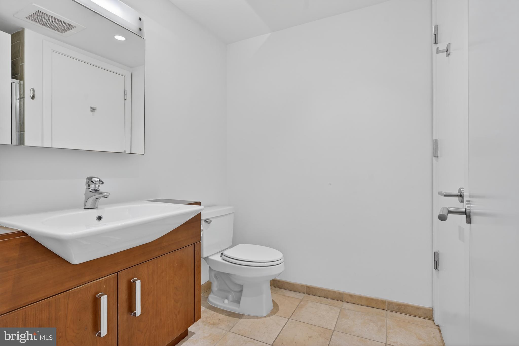 1413 P Street Northwest, Unit 306 Washington, DC 20005 - Photo 18 of 33