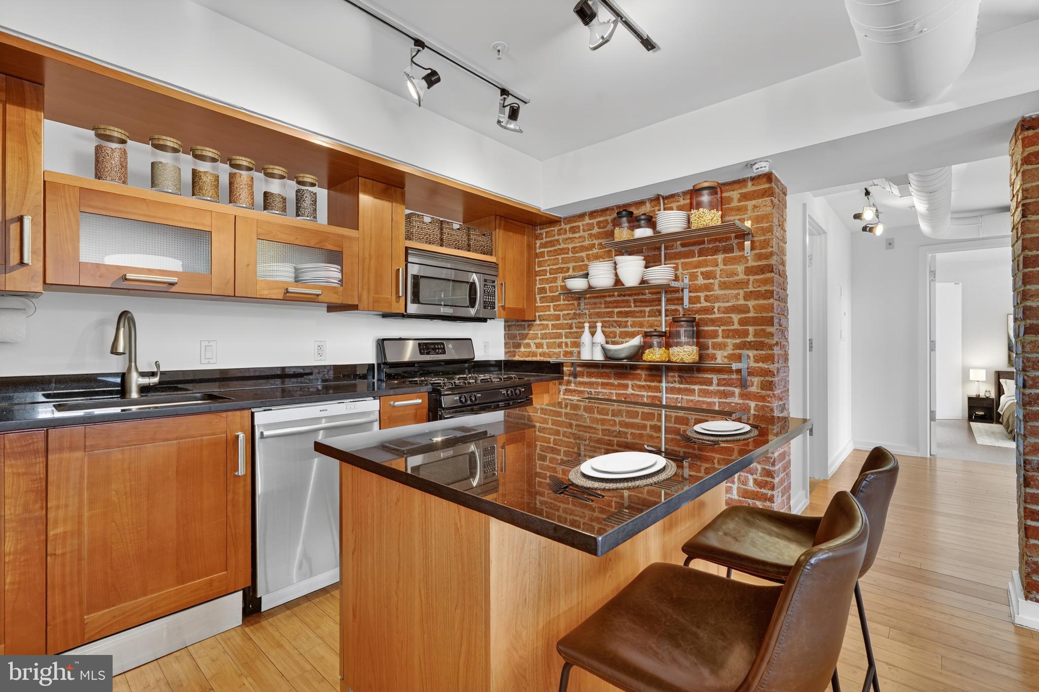 1413 P Street Northwest, Unit 306 Washington, DC 20005 - Photo 2 of 33