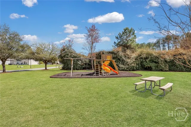 $2,400 | 94 Lake Shore Boulevard, Port Wentworth, GA 31407