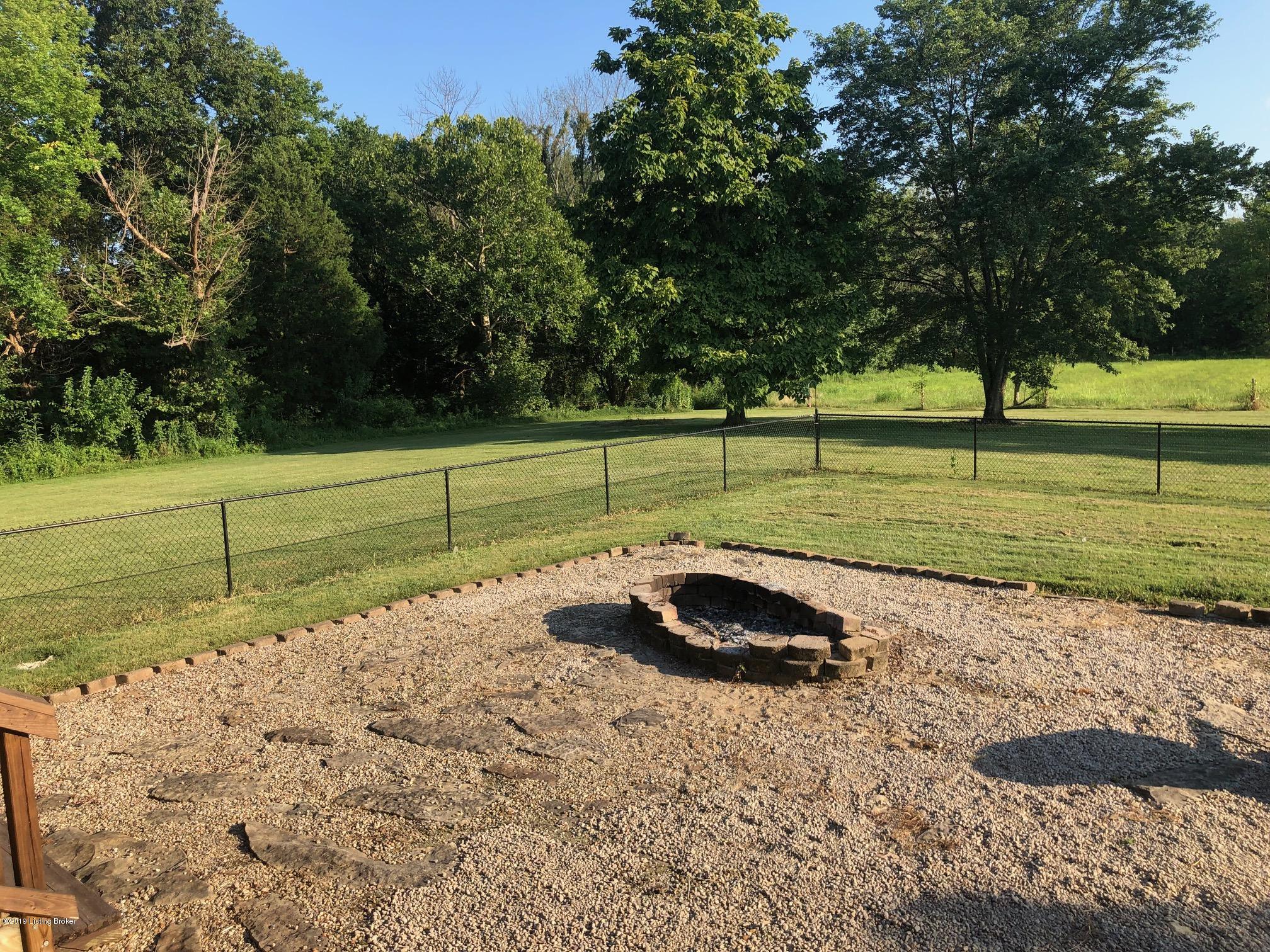11265 Boston Road Boston, KY 40107 - Photo 22 of 56 IMG_6505