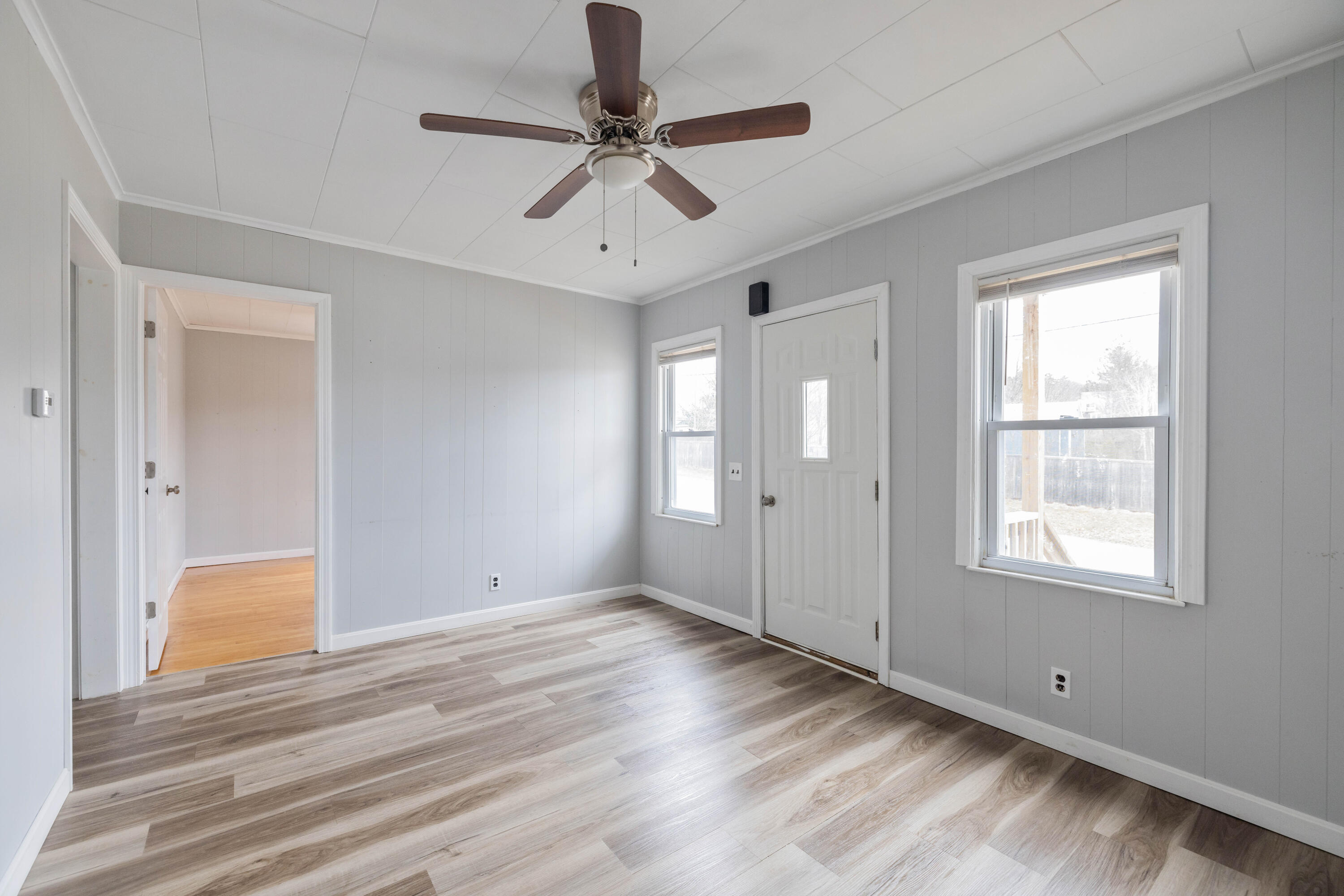 174 Spring Street Lewiston, ME 04240 - Photo 10 of 22 3G0A0208