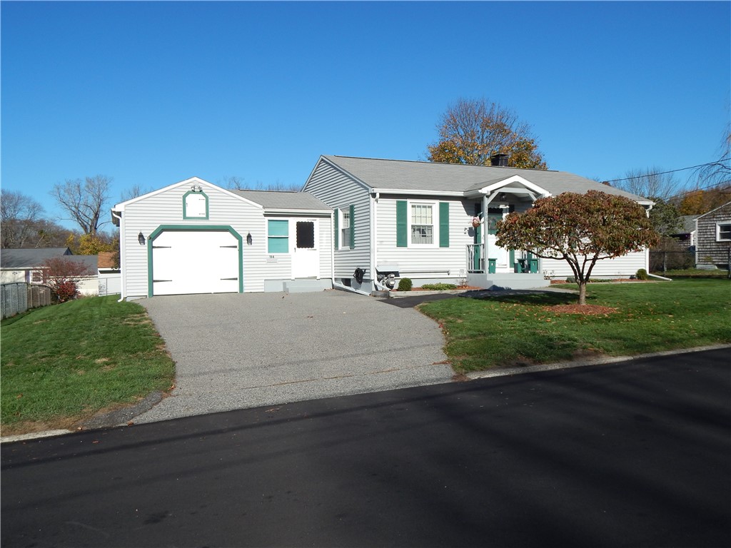 184 Nimitz Road Woonsocket, RI 02895 - Photo 2 of 27