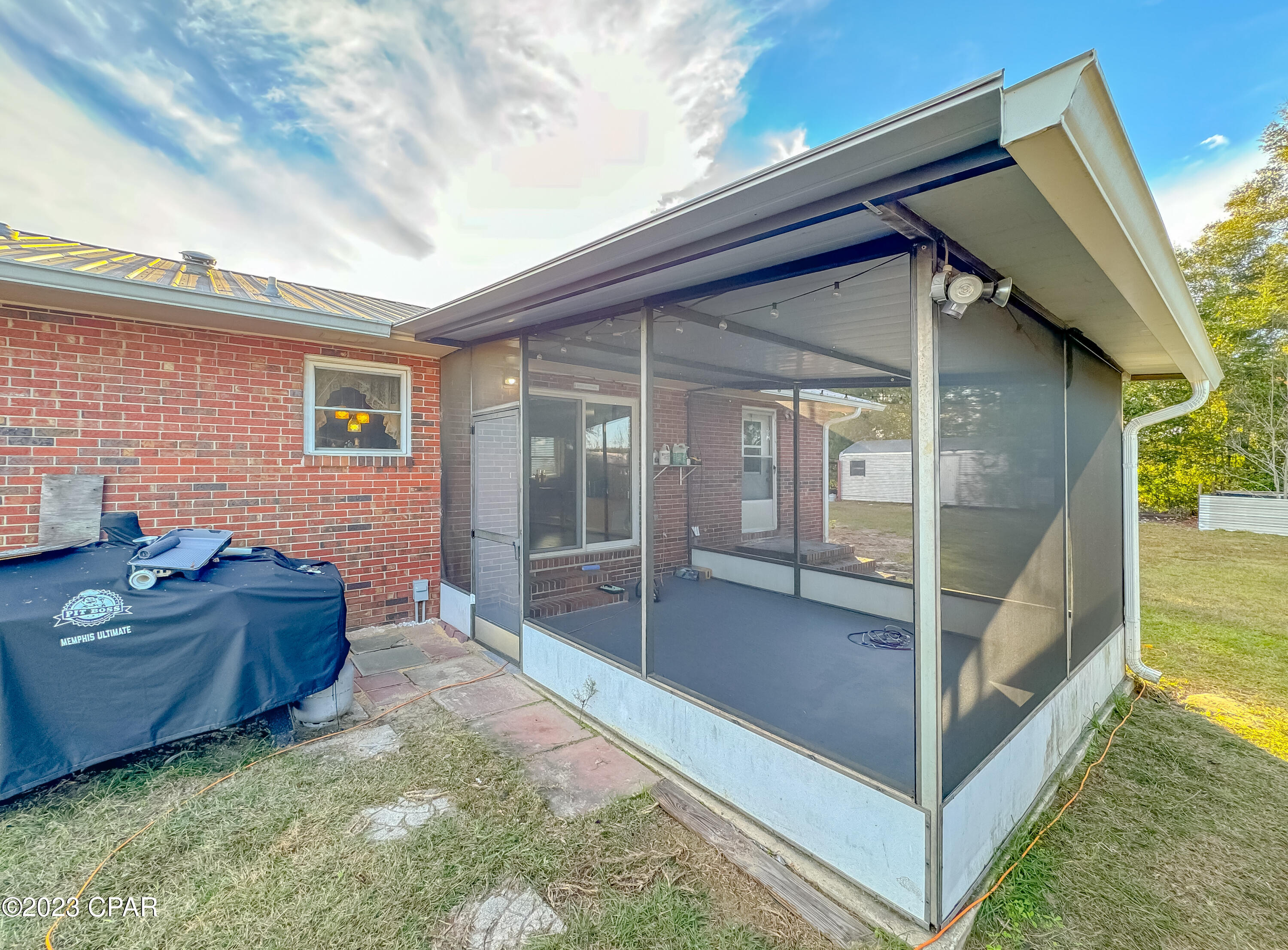 2432 Franklin Loop Marianna, FL 32446 - Photo 16 of 51