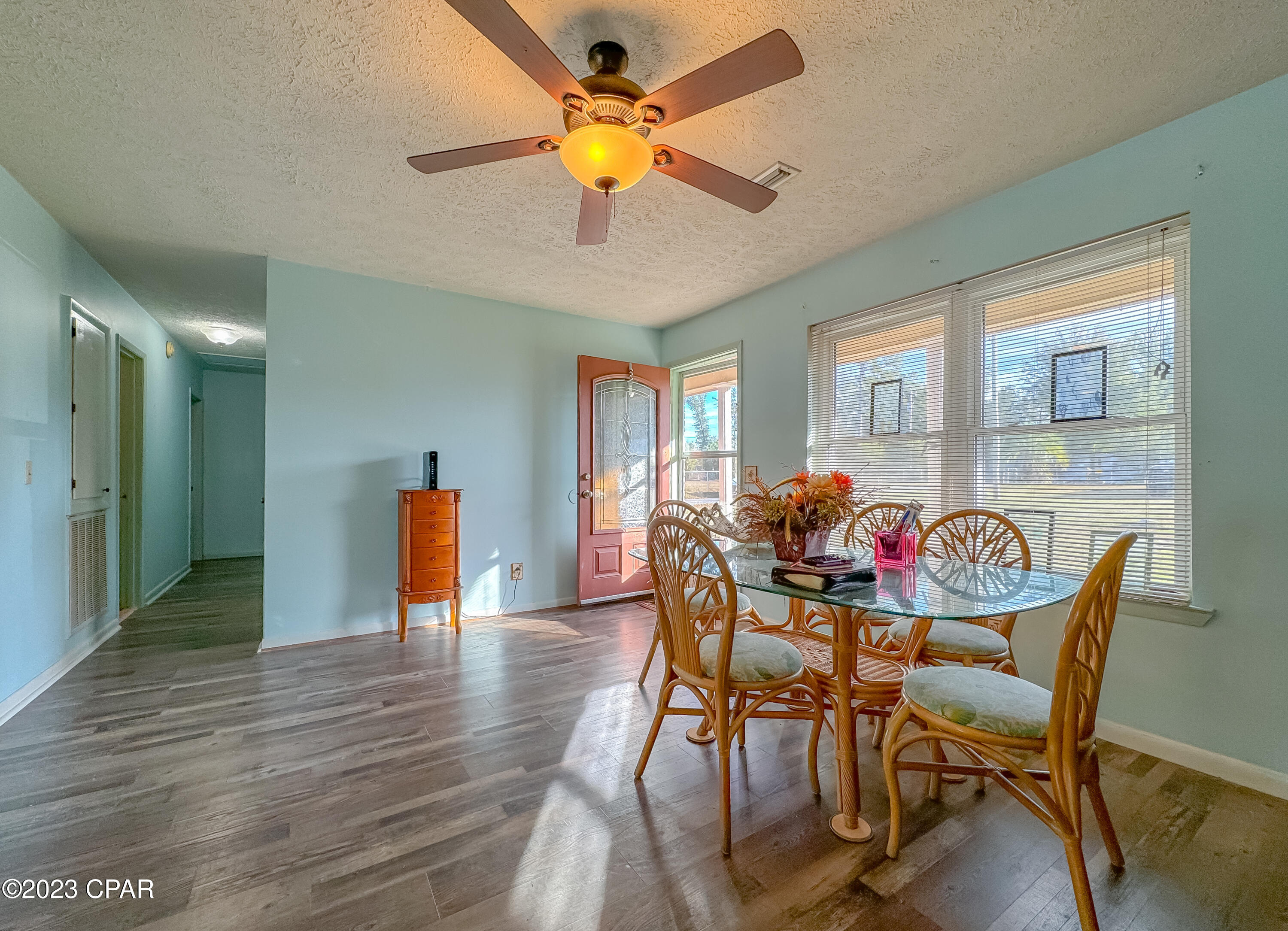 2432 Franklin Loop Marianna, FL 32446 - Photo 4 of 51