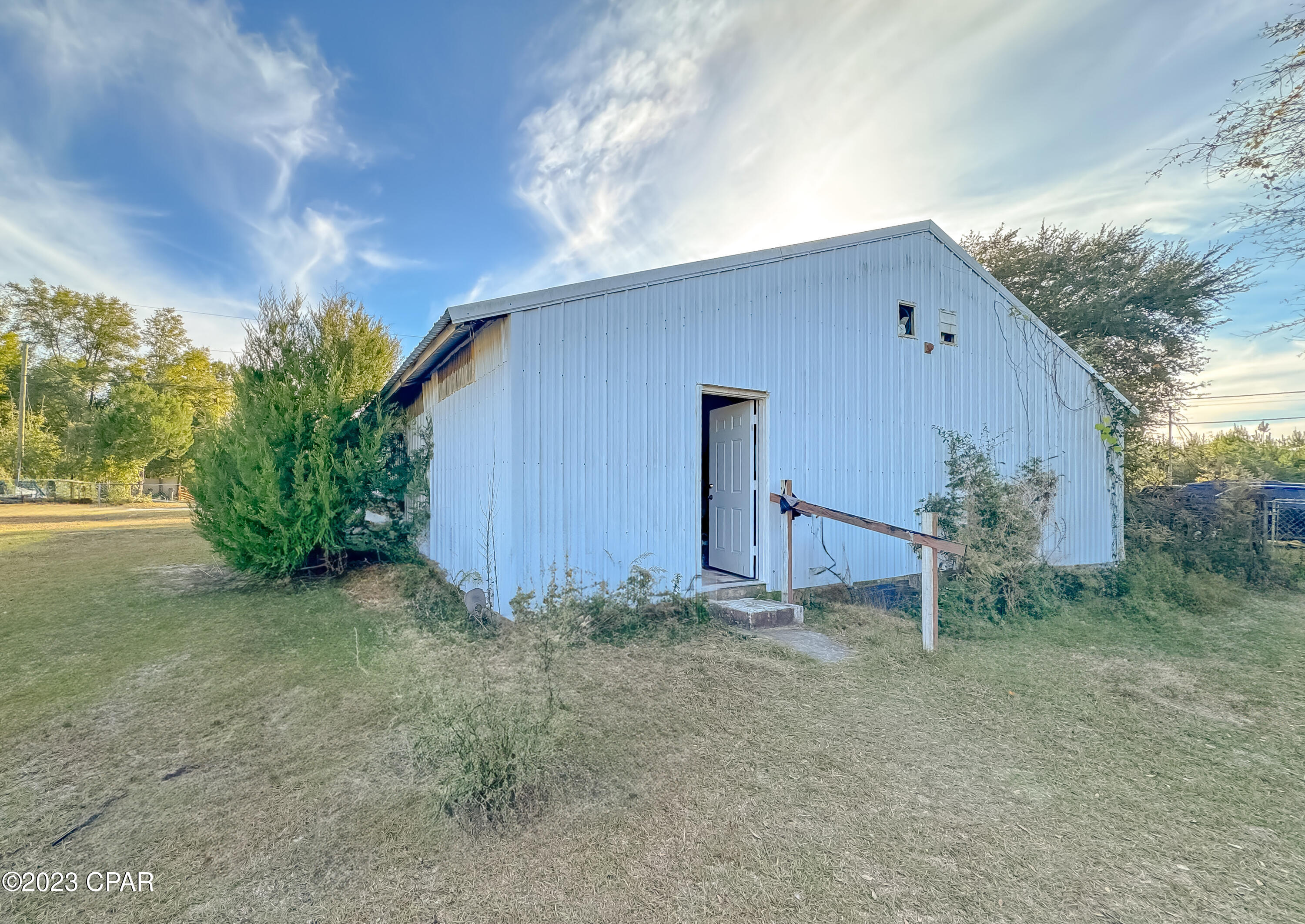 2432 Franklin Loop Marianna, FL 32446 - Photo 45 of 51