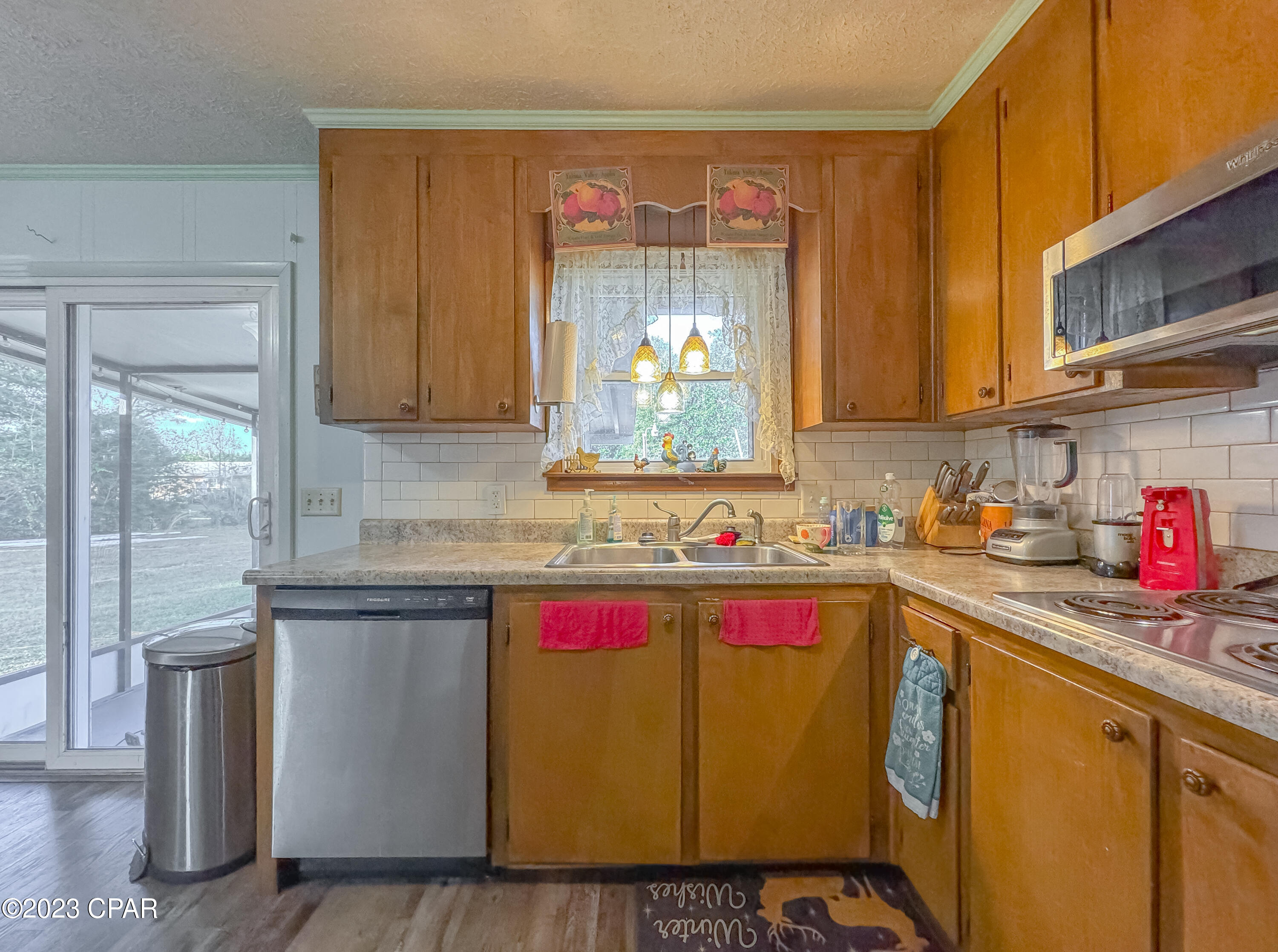 2432 Franklin Loop Marianna, FL 32446 - Photo 10 of 51