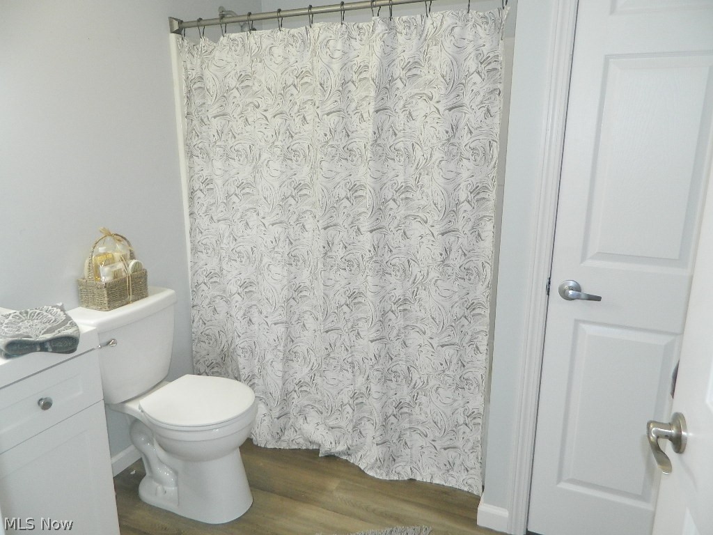 15030 Sisson Road Chardon, OH 44024 - Photo 9 of 23 Linen Closet in Bathroom
