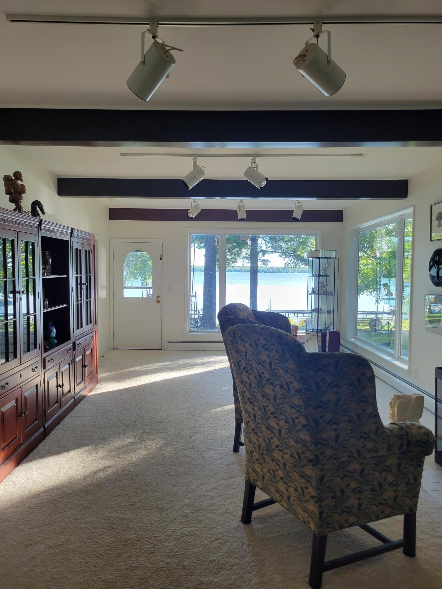 14548 Parallel Avenue Alpena, MI 49707 - Photo 3 of 24 Living Room 4