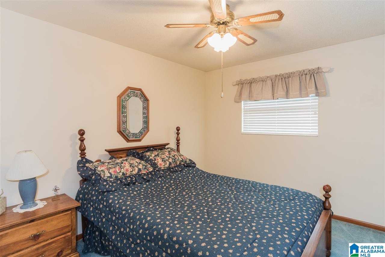 340 10th Street Pleasant Grove, AL 35127 - Photo 24 of 38