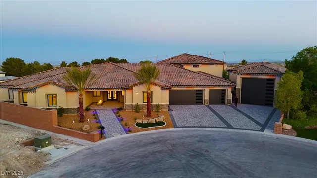 $3,700,000 | 9865 Bright Angel Way, Las Vegas, NV 89149