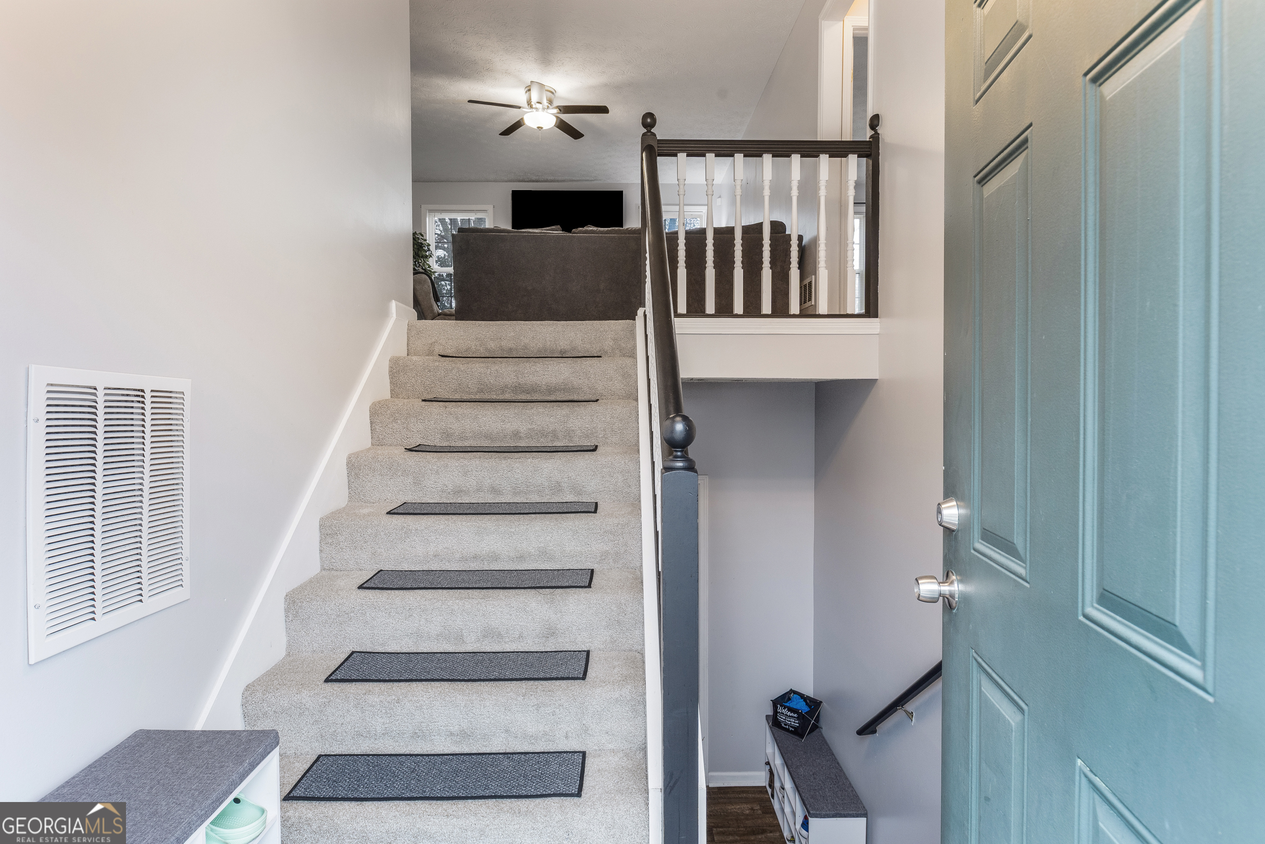 159 Villa Rosa Ridge Temple, GA 30179 - Photo 2 of 31 a view of entryway and hall with wooden floor