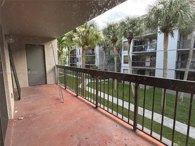 $2,200 | 8810 Southwest 132nd Place, Unit 203DN, Miami, FL 33186
