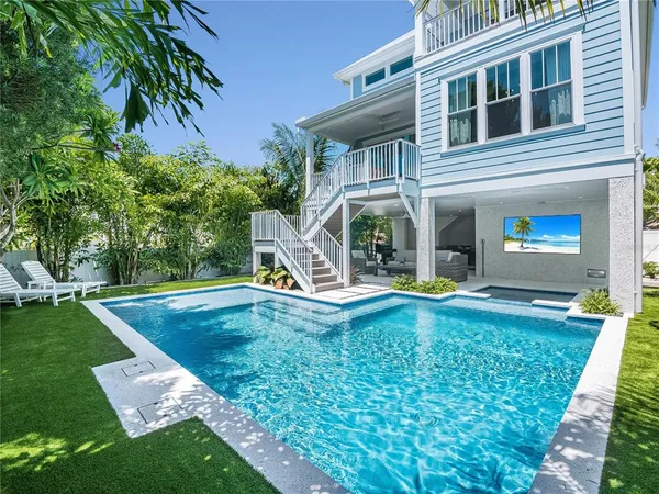 $3,150,000 | 419 Alamanda Road, Anna Maria, FL 34216