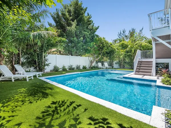 $3,150,000 | 419 Alamanda Road, Anna Maria, FL 34216