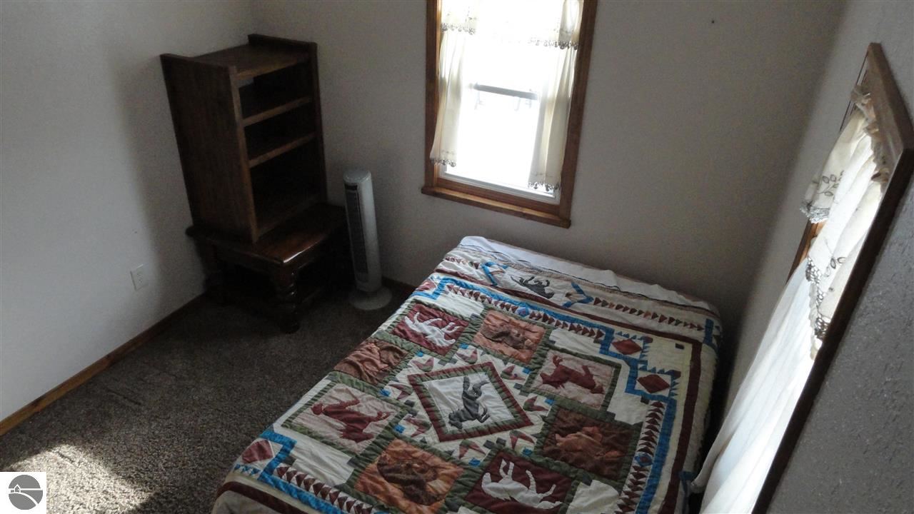 9410 Valley Road Rapid City, MI 49676 - Photo 19 of 19 1793552-18.JPG