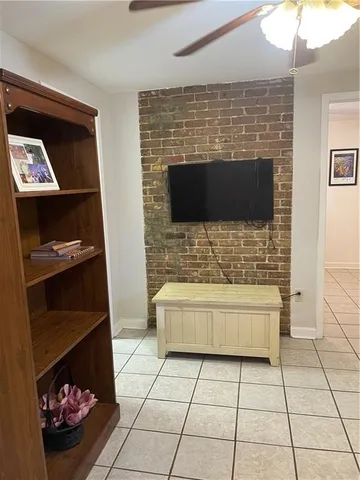 $1,100 | 906 North White Street, New Orleans, LA 70119