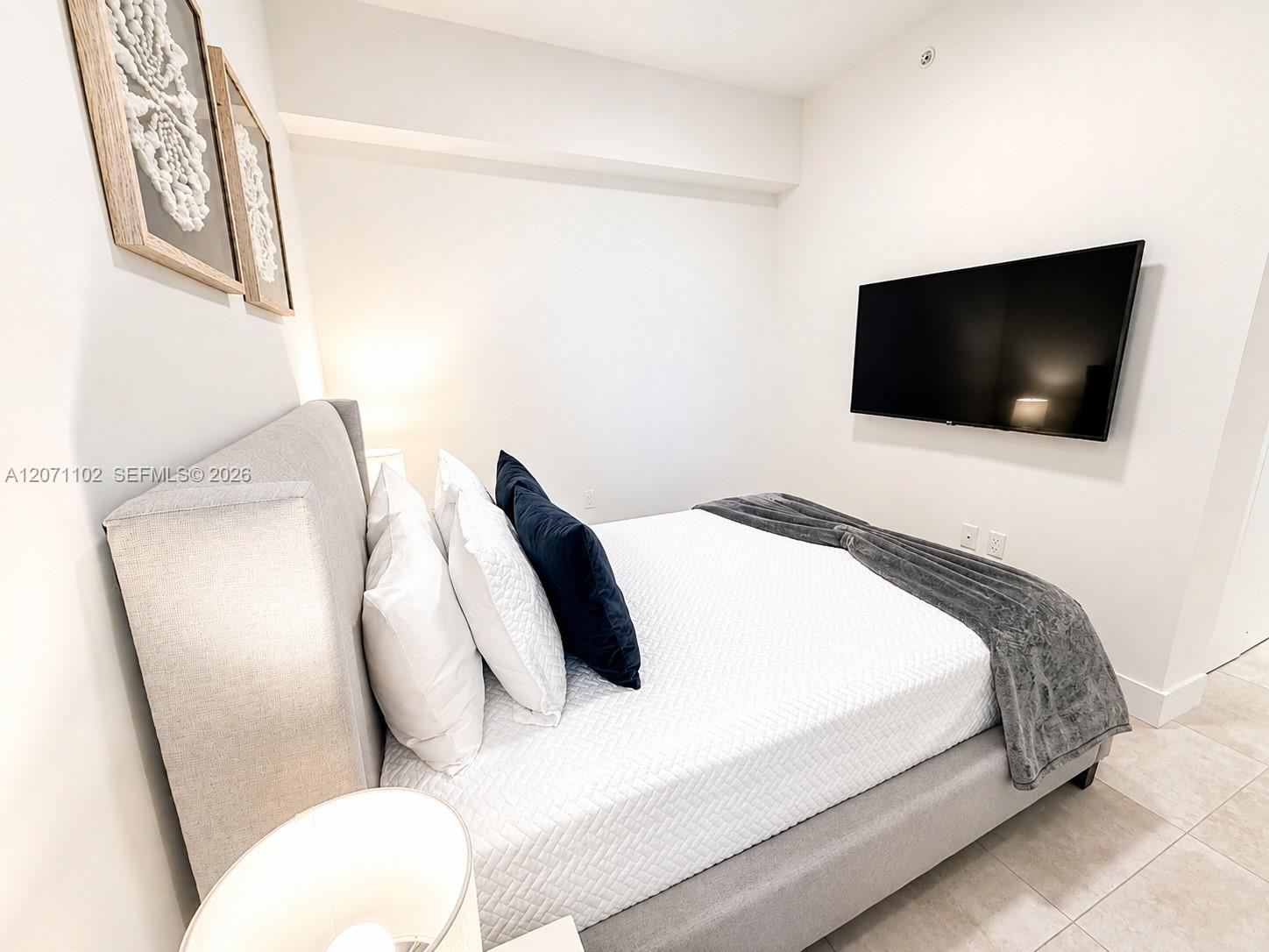 239 Southwest 9th Street, Unit 1504 Miami, FL 33130 - Photo 8 of 15 Gallery Image 8