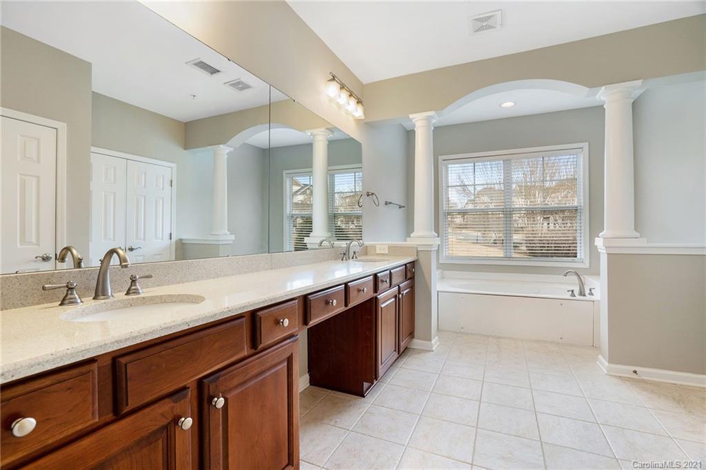 614 Sunfish Lane Tega Cay, SC 29708 - Photo 19 of 43 Gallery Image 19