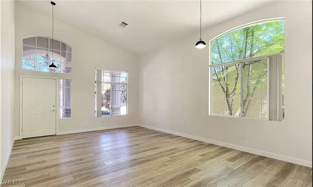 $2,775 | 24 Staghorn Street, Henderson, NV 89012