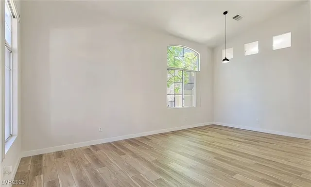 $2,775 | 24 Staghorn Street, Henderson, NV 89012