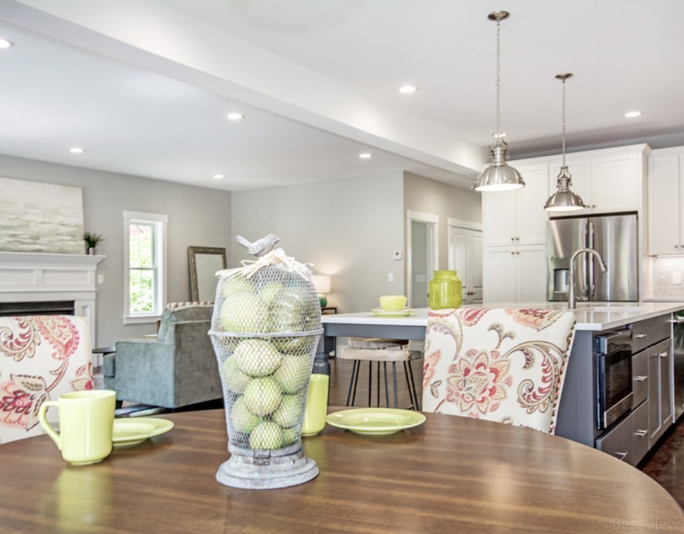 37 Brooksbie Road Bedford, MA 01730 - Photo 13 of 30 Gallery Image 13