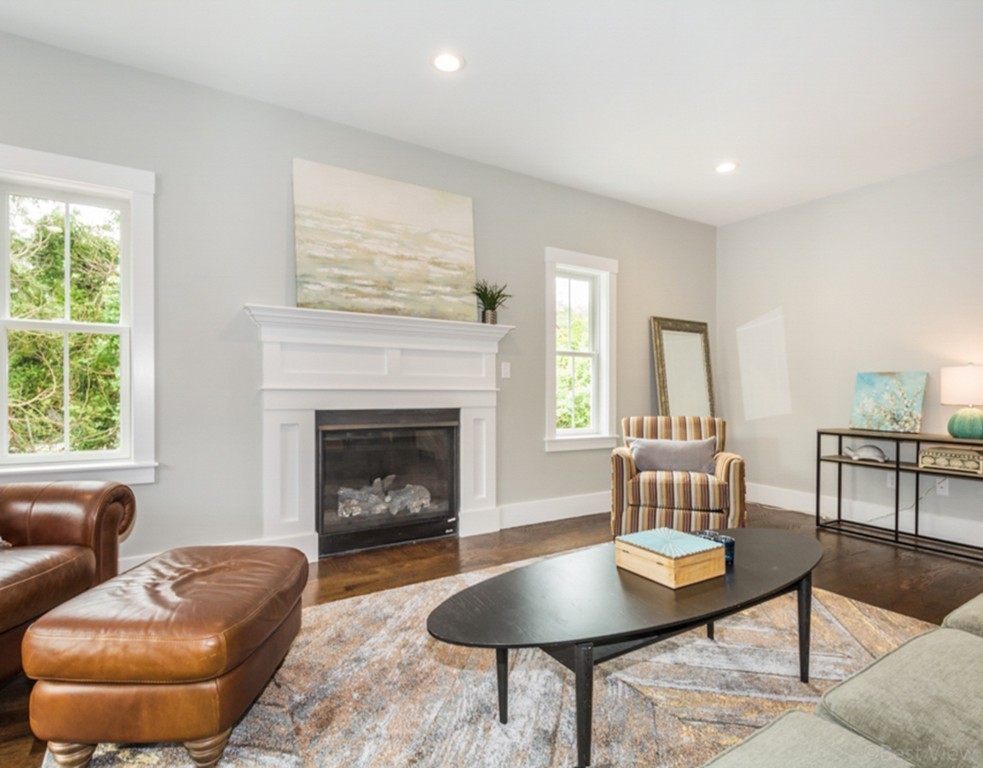 37 Brooksbie Road Bedford, MA 01730 - Photo 8 of 30 Gallery Image 8