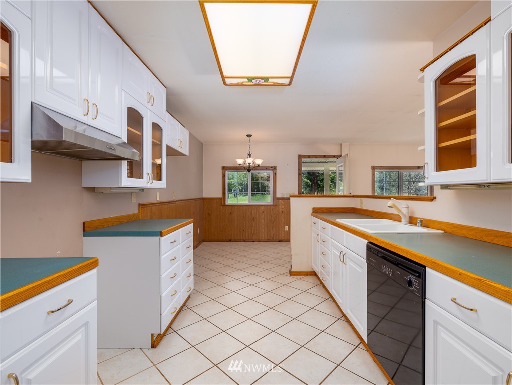 720 West Avery Road Winlock, WA 98596 - Photo 2 of 24