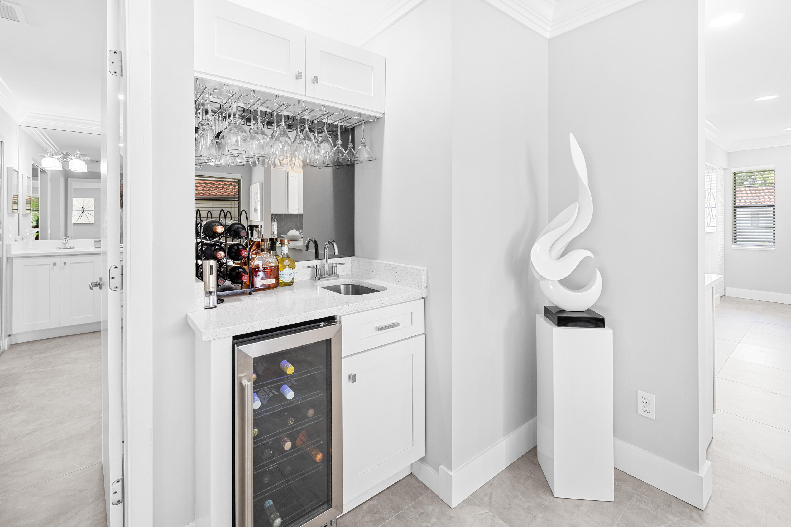 9187 Norte Lago, Unit 5B Boca Raton, FL 33428 - Photo 11 of 41 DP-0780