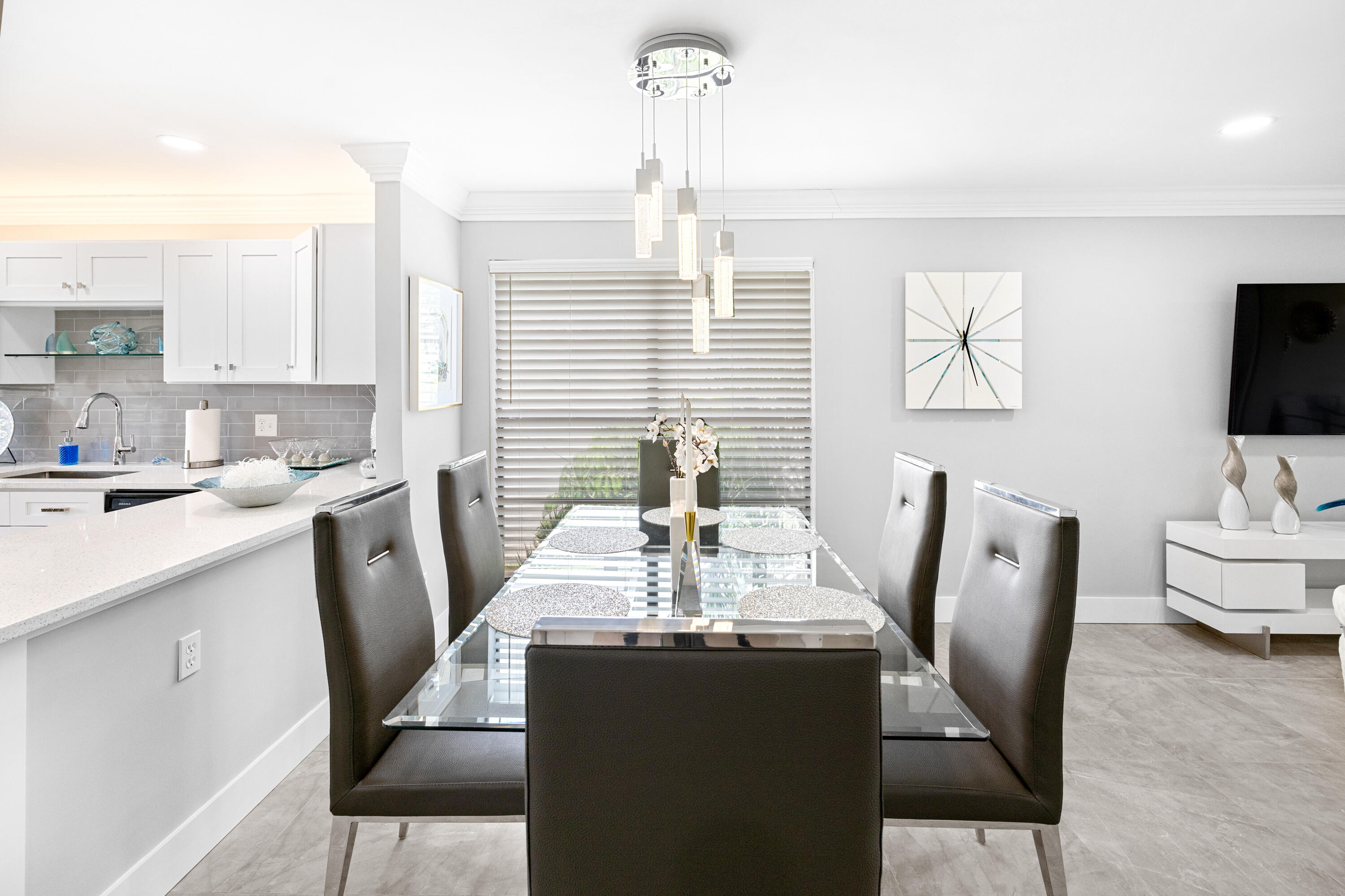 9187 Norte Lago, Unit 5B Boca Raton, FL 33428 - Photo 10 of 41 DP-0553