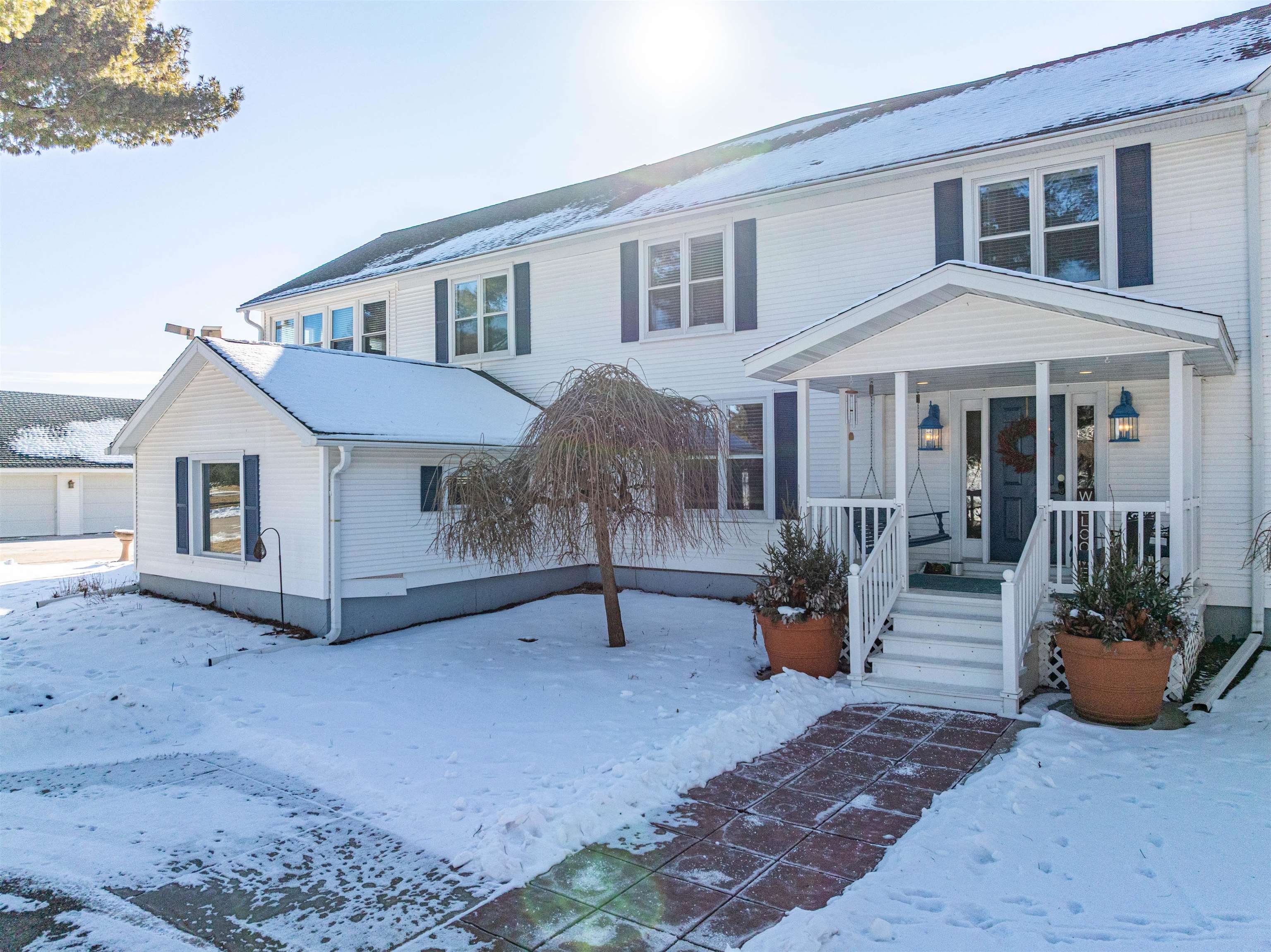 106 Bowman Road Wisconsin Dells, WI 53965 - Photo 2 of 78