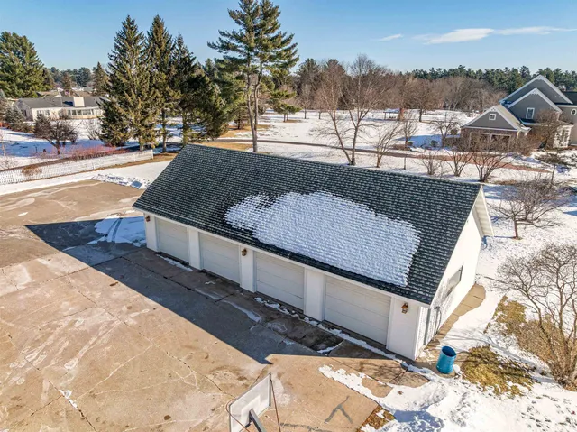 $1,200,000 | 106 Bowman Road, Wisconsin Dells, WI 53965