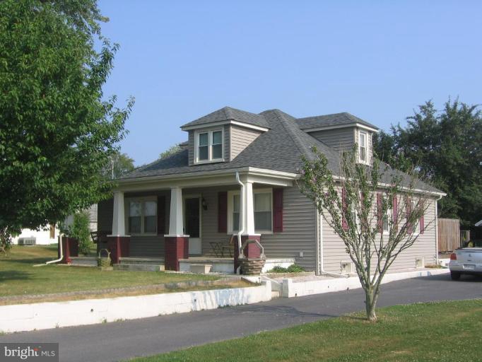 5315 Doubs Road Adamstown, MD 21710 - Photo 1 of 11 Exterior (Main)