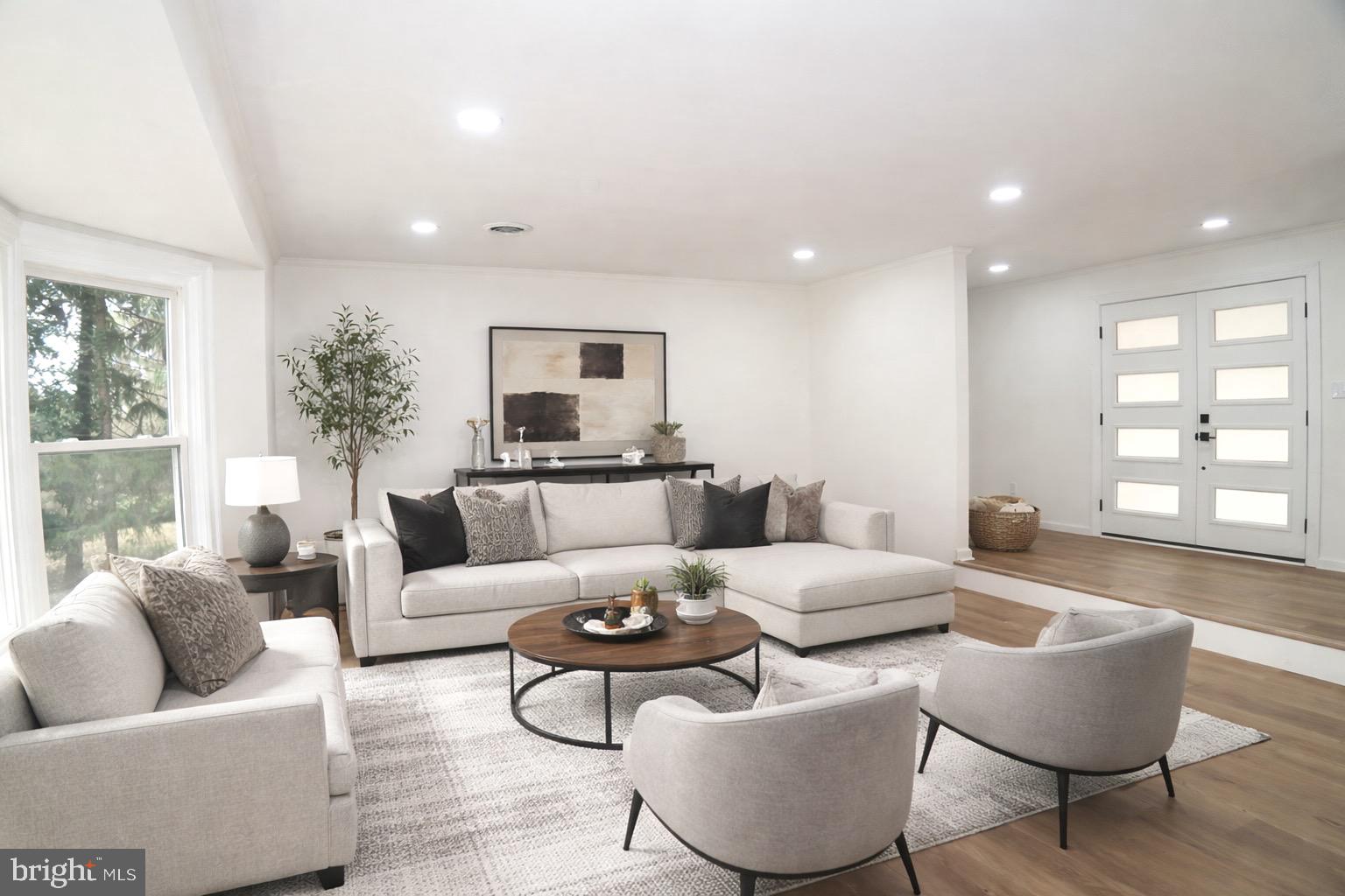 765 Witmer Road York, PA 17402 - Photo 8 of 35