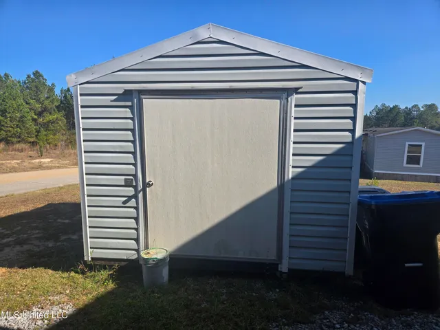 $122,500 | 10 Shady Crk Drive, McHenry, MS 39561