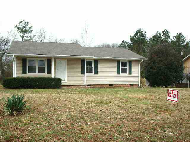 36 Ridge Court Williamston, SC 29697 - Photo 1 of 7 Gallery Image 1